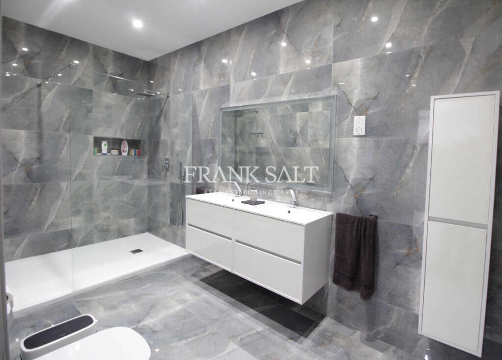 Fgura, 3 Bedrooms Bedrooms, ,3 BathroomsBathrooms,For Sale,FRSA-427389