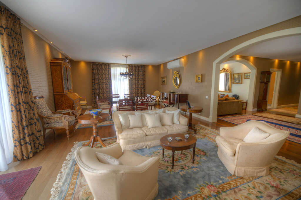 Iklin, 3 Bedrooms Bedrooms, ,3 BathroomsBathrooms,For Sale,FRSA-322995