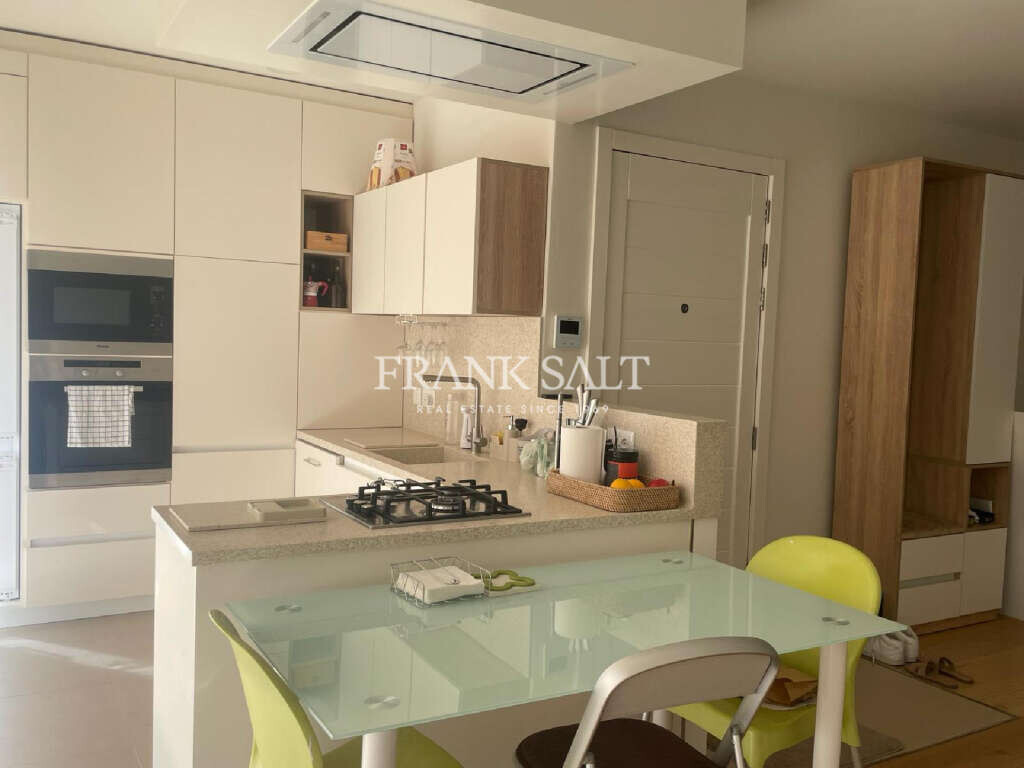 Sliema, 3 Bedrooms Bedrooms, ,1 BathroomBathrooms,For Sale,FRSA-916987