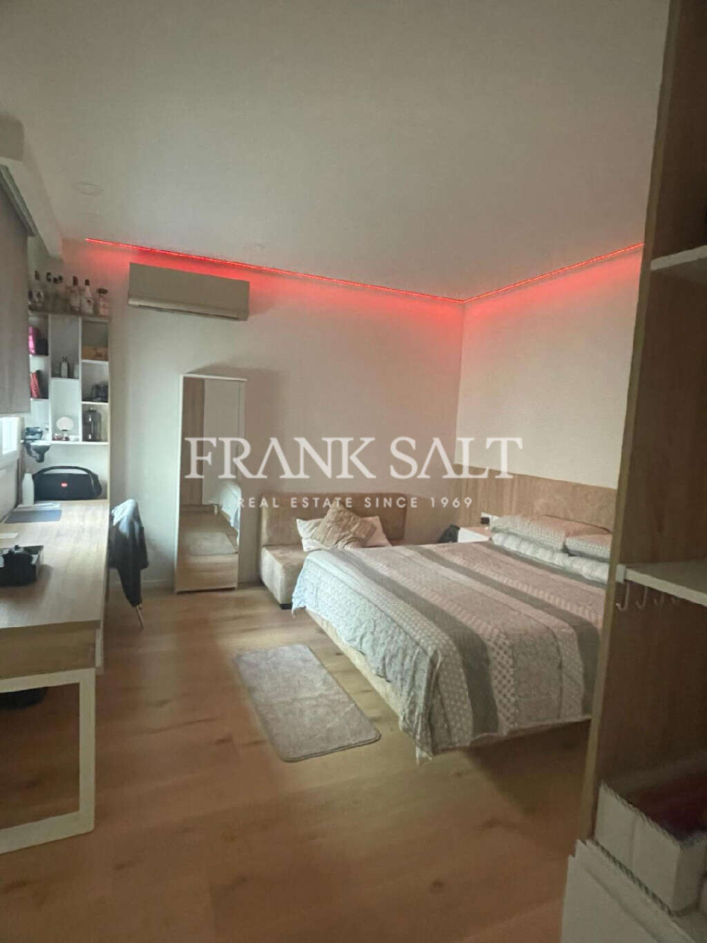 Sliema, 3 Bedrooms Bedrooms, ,1 BathroomBathrooms,For Sale,FRSA-916987