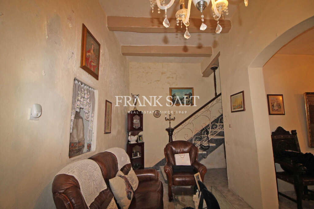Qormi, 3 Bedrooms Bedrooms, ,For Sale,FRSA-427332