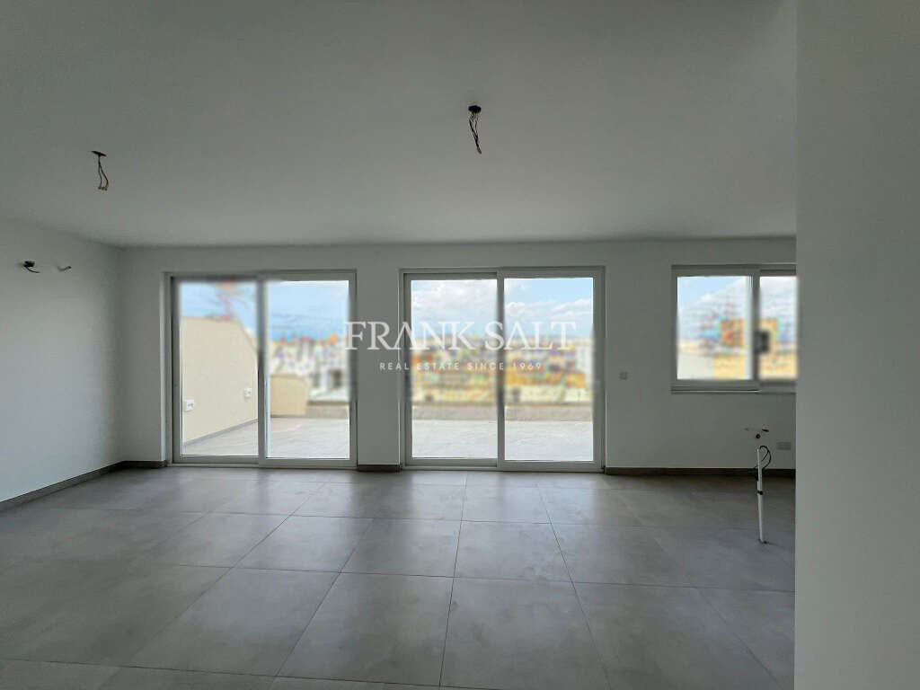 Zurrieq, 3 Bedrooms Bedrooms, ,1 BathroomBathrooms,For Sale,FRSA-216734