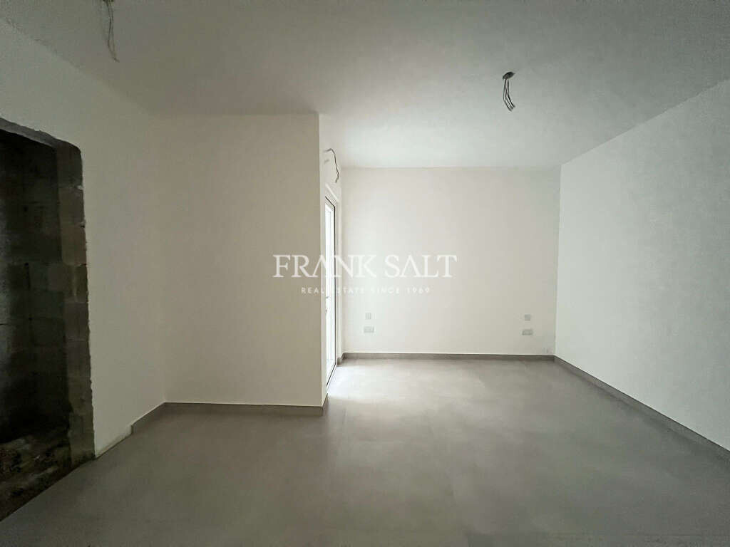 Zurrieq, 3 Bedrooms Bedrooms, ,1 BathroomBathrooms,For Sale,FRSA-216734