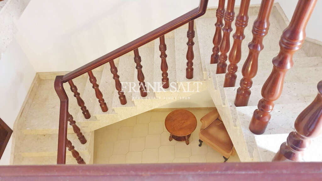 Lija, 3 Bedrooms Bedrooms, ,2 BathroomsBathrooms,For Sale,FRSA-354851