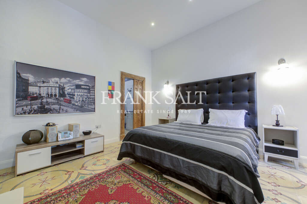 Marsa, 5 Bedrooms Bedrooms, ,1 BathroomBathrooms,For Sale,FRSA-215576