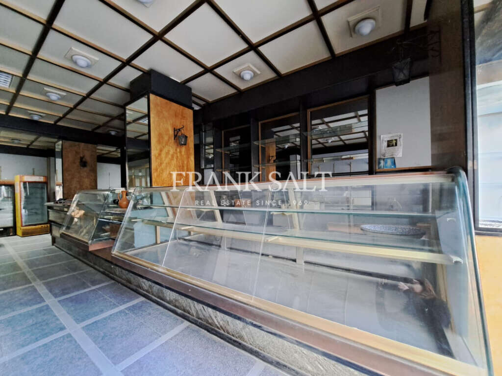 Pieta, ,For Sale,FRSA-715143 Pieta, ,For Sale,FRSA-715143