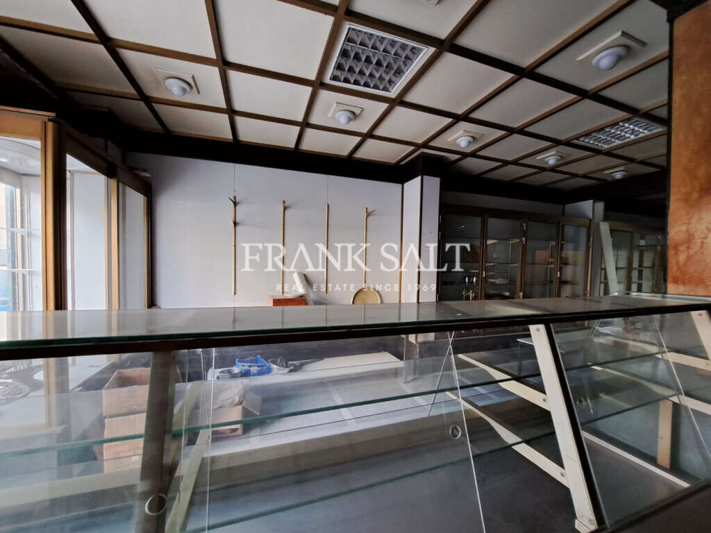 Pieta, ,For Sale,FRSA-715143