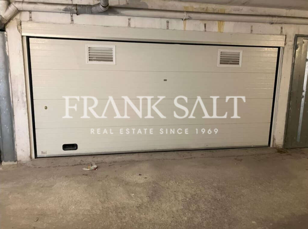 Lija, ,For Sale,FRSA-272042