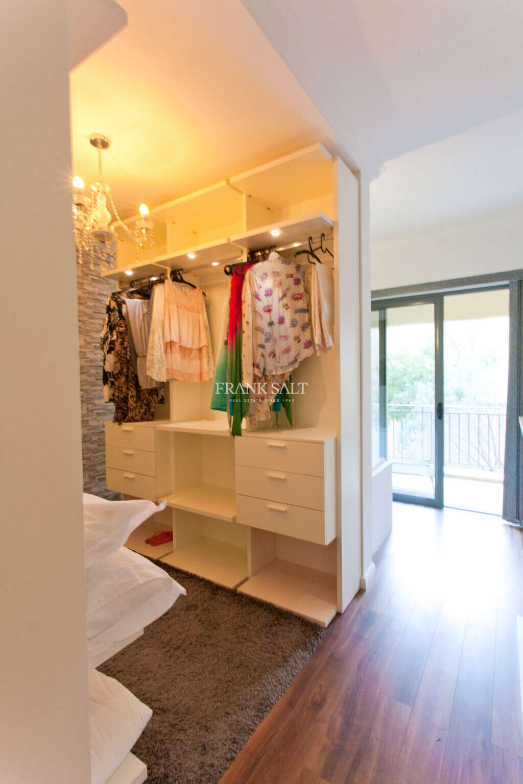 Tas Sellum, 3 Bedrooms Bedrooms, ,For Sale,FRSA-510642