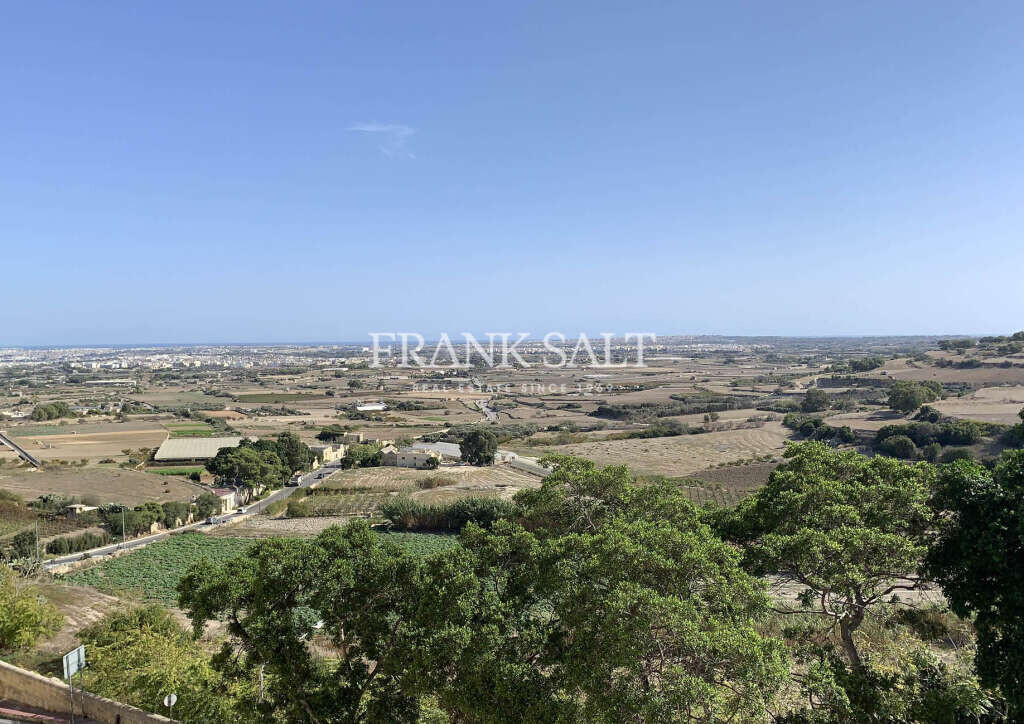 Rabat, 2 Bedrooms Bedrooms, ,For Sale,FRSA-354838