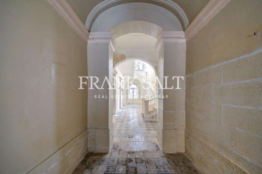 Victoria, Gozo, 3 Bedrooms Bedrooms, ,1 BathroomBathrooms,For Sale,FRSA-116332