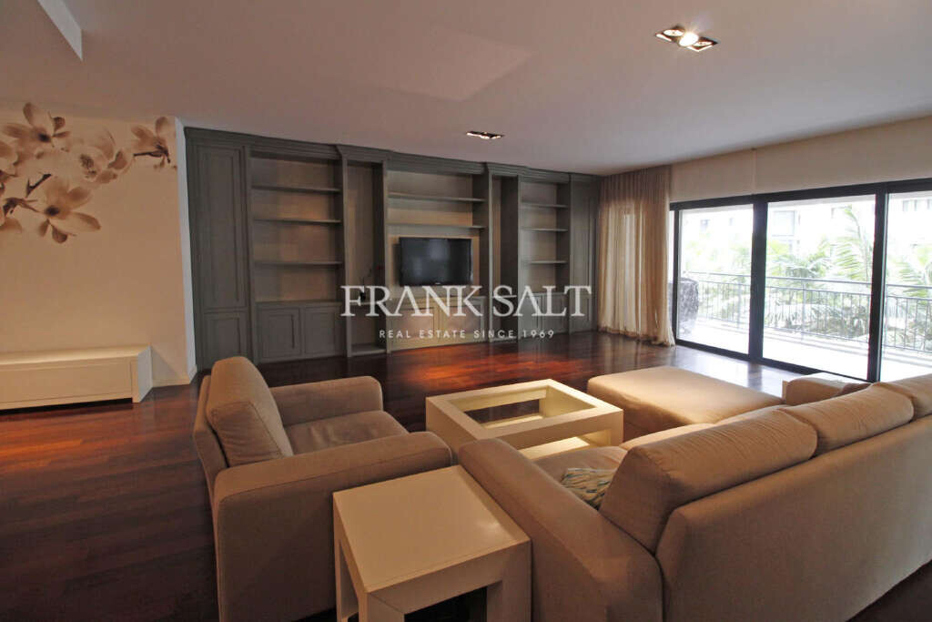 Pender Gardens, 3 Bedrooms Bedrooms, ,1 BathroomBathrooms,For Sale,FRSA-045084