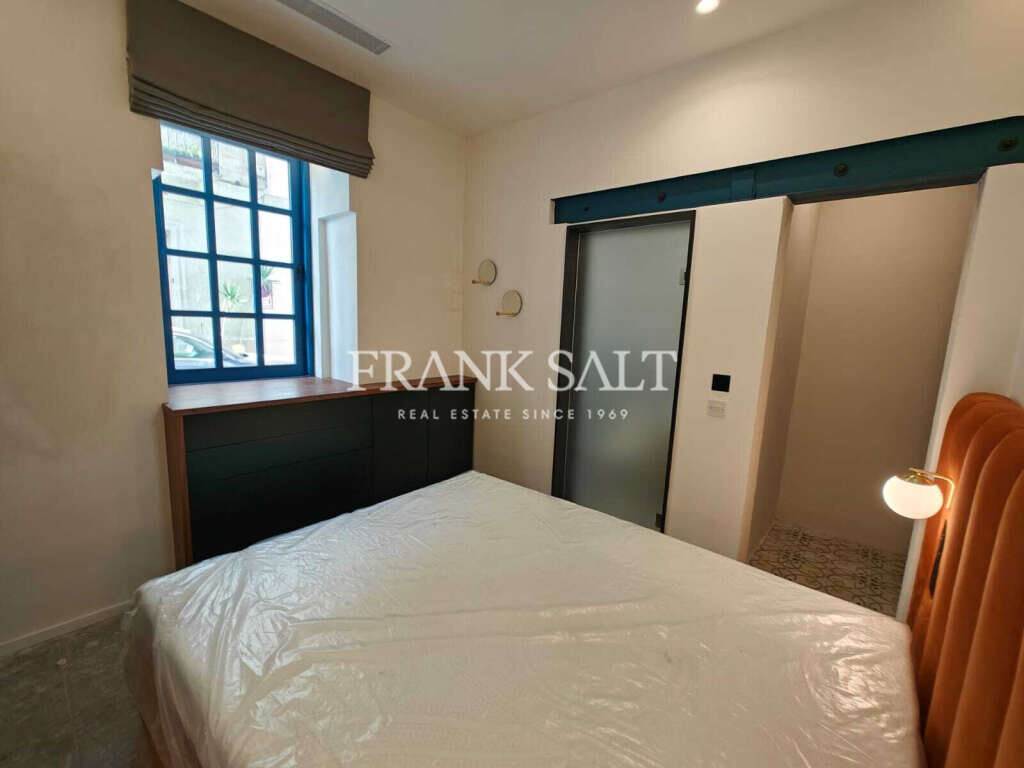 Sliema, 2 Bedrooms Bedrooms, ,For Sale,FRSA-322815