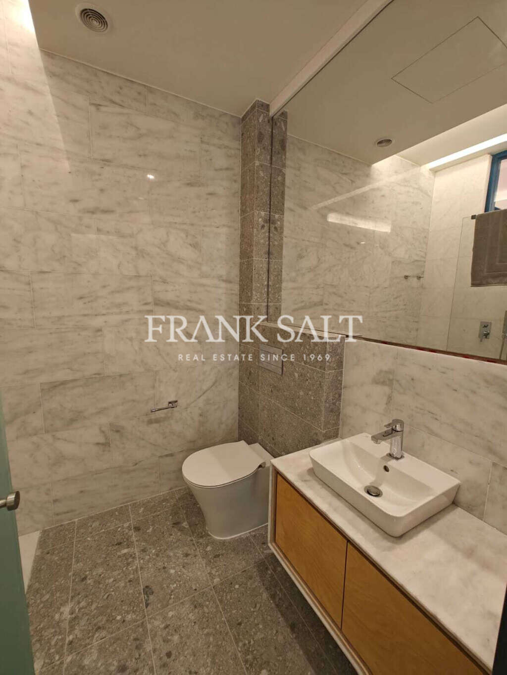 Sliema, 2 Bedrooms Bedrooms, ,For Sale,FRSA-322815