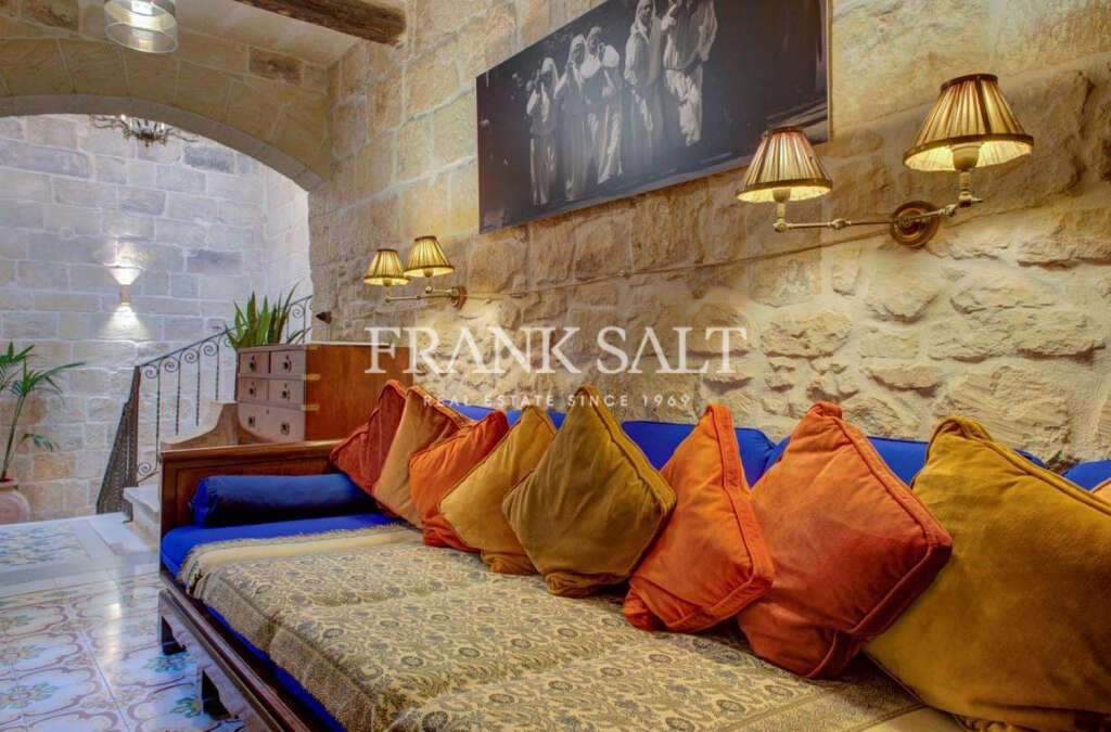 Cospicua, 5 Bedrooms Bedrooms, ,5 BathroomsBathrooms,For Sale,FRSA-752758
