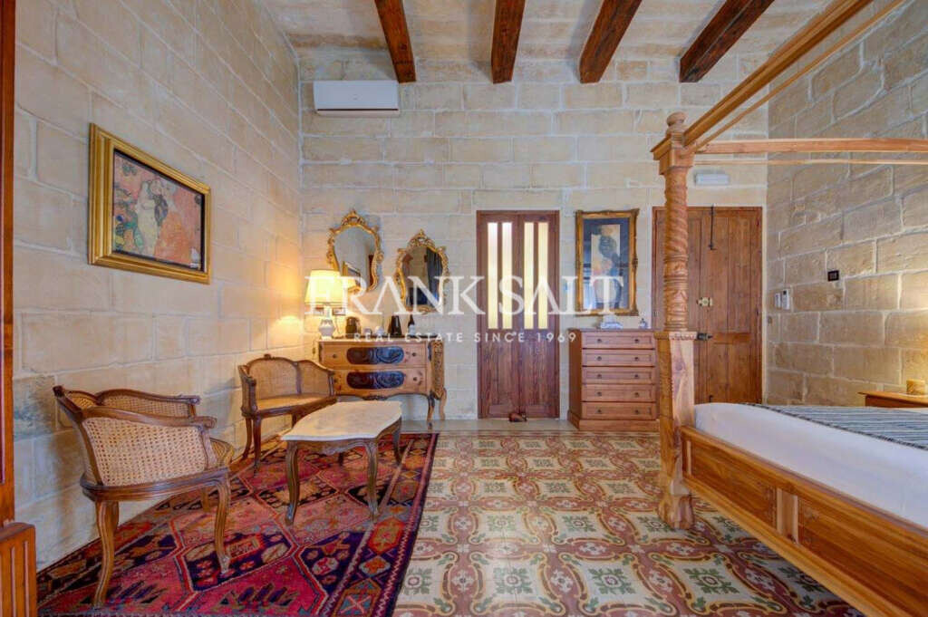 Cospicua, 5 Bedrooms Bedrooms, ,5 BathroomsBathrooms,For Sale,FRSA-752758