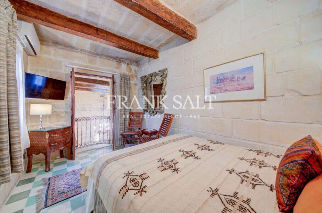 Cospicua, 5 Bedrooms Bedrooms, ,5 BathroomsBathrooms,For Sale,FRSA-752758