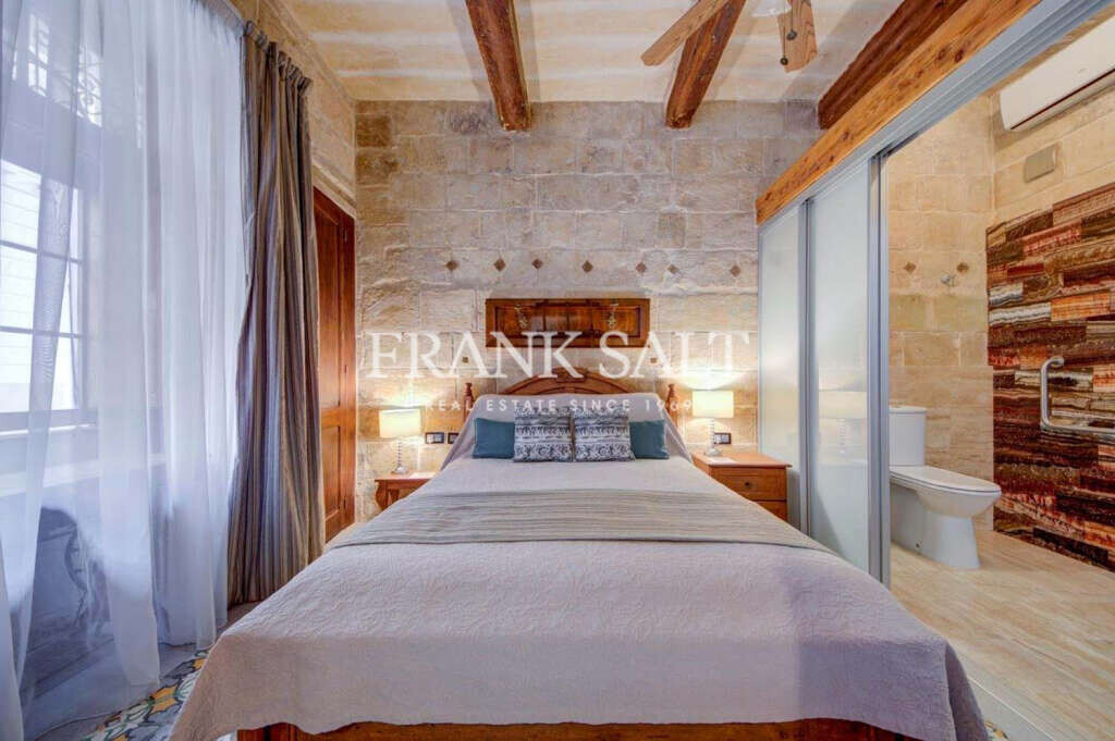 Cospicua, 5 Bedrooms Bedrooms, ,5 BathroomsBathrooms,For Sale,FRSA-752758