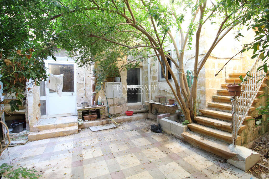 Zurrieq, 2 Bedrooms Bedrooms, ,1 BathroomBathrooms,For Sale,FRSA-426942