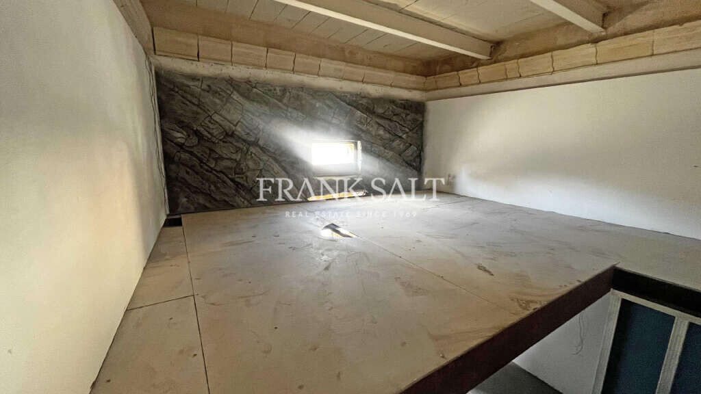 Cospicua, 4 Bedrooms Bedrooms, ,For Sale,FRSA-426961