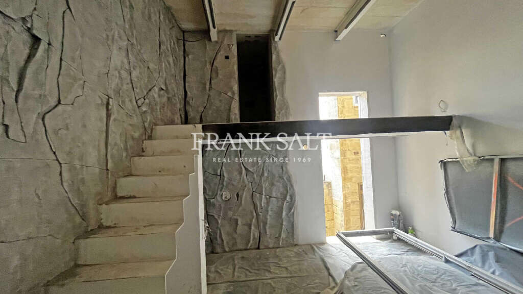 Cospicua, 4 Bedrooms Bedrooms, ,For Sale,FRSA-426961