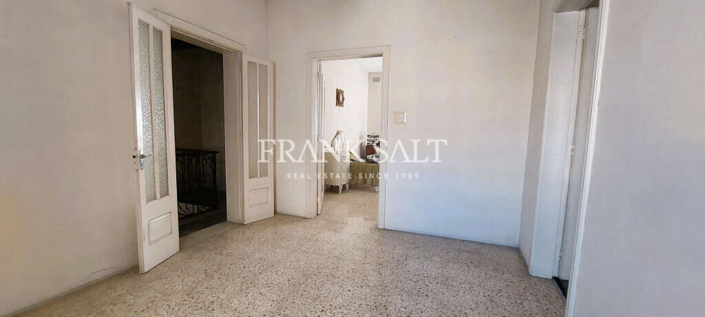 Qormi, 5 Bedrooms Bedrooms, ,2 BathroomsBathrooms,For Sale,FRSA-818132