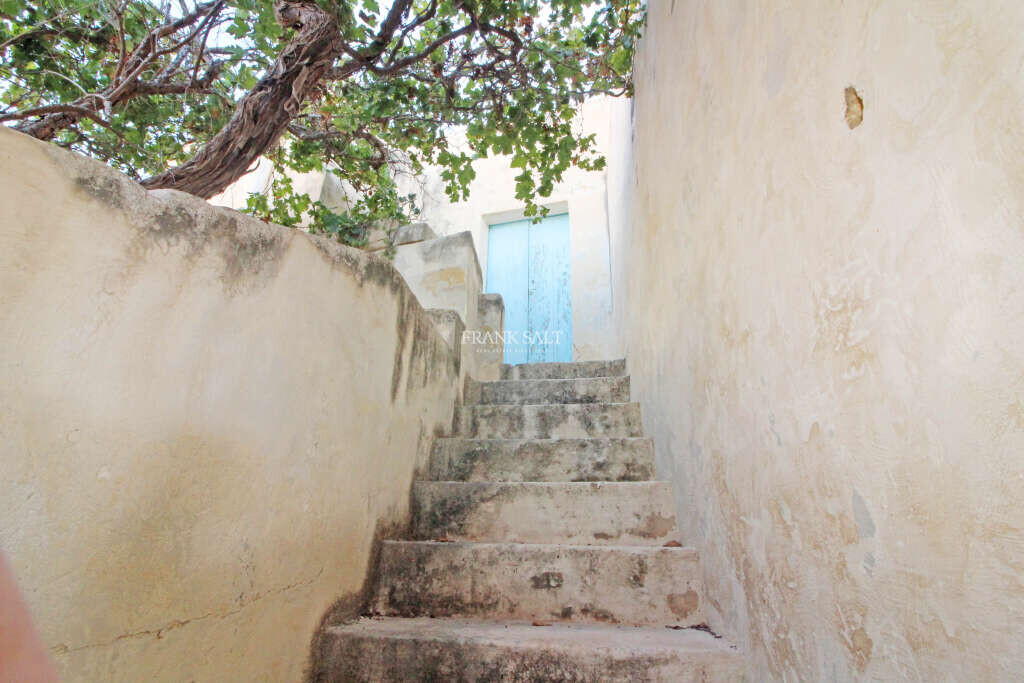 Zebbug, 4 Bedrooms Bedrooms, ,1 BathroomBathrooms,For Sale,FRSA-353861