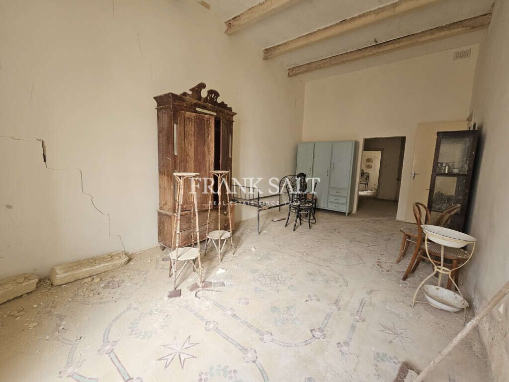 Kercem, Gozo, 4 Bedrooms Bedrooms, ,1 BathroomBathrooms,For Sale,FRSA-115980