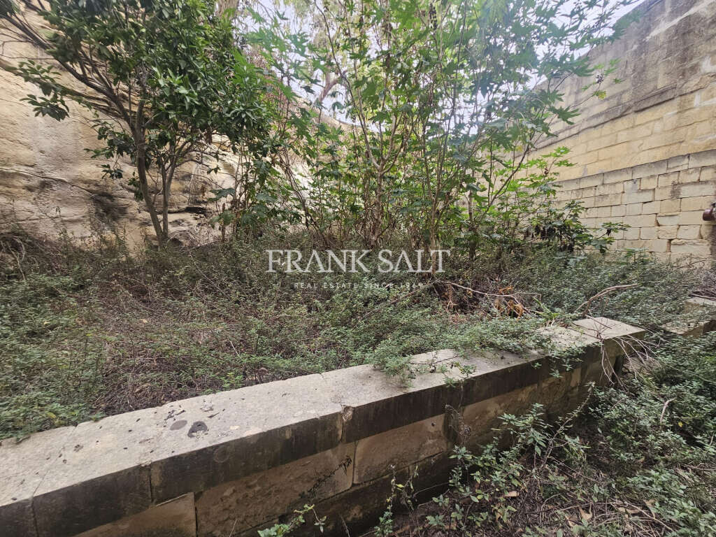 Kercem, Gozo, 4 Bedrooms Bedrooms, ,1 BathroomBathrooms,For Sale,FRSA-115980