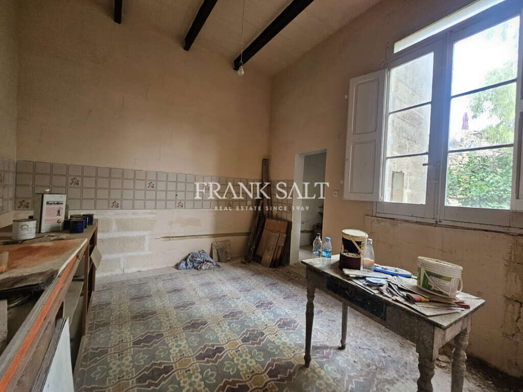 Kercem, Gozo, 4 Bedrooms Bedrooms, ,1 BathroomBathrooms,For Sale,FRSA-115980