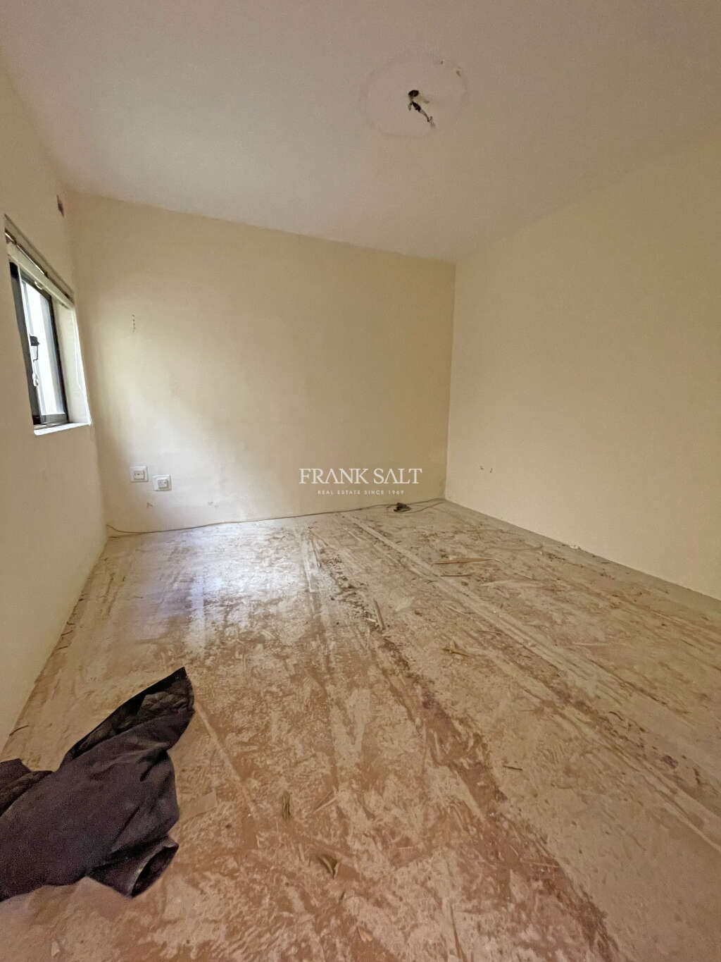 Mosta, 3 Bedrooms Bedrooms, ,1 BathroomBathrooms,For Sale,FRSA-620637