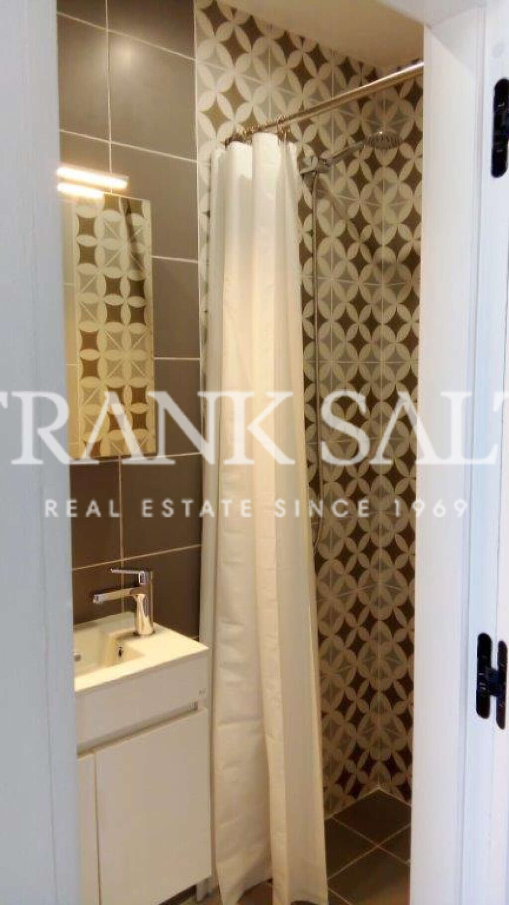 St Julians, 5 Bedrooms Bedrooms, ,4 BathroomsBathrooms,For Sale,FRSA-322650