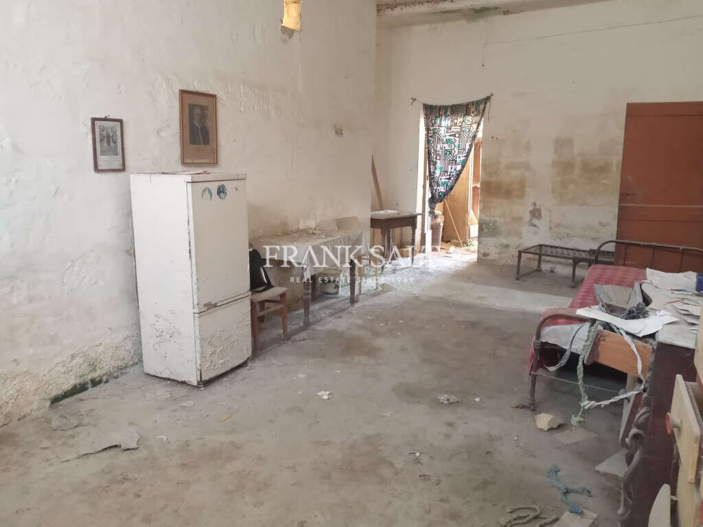 Xewkija, Gozo, 2 Bedrooms Bedrooms, ,For Sale,FRSA-160676