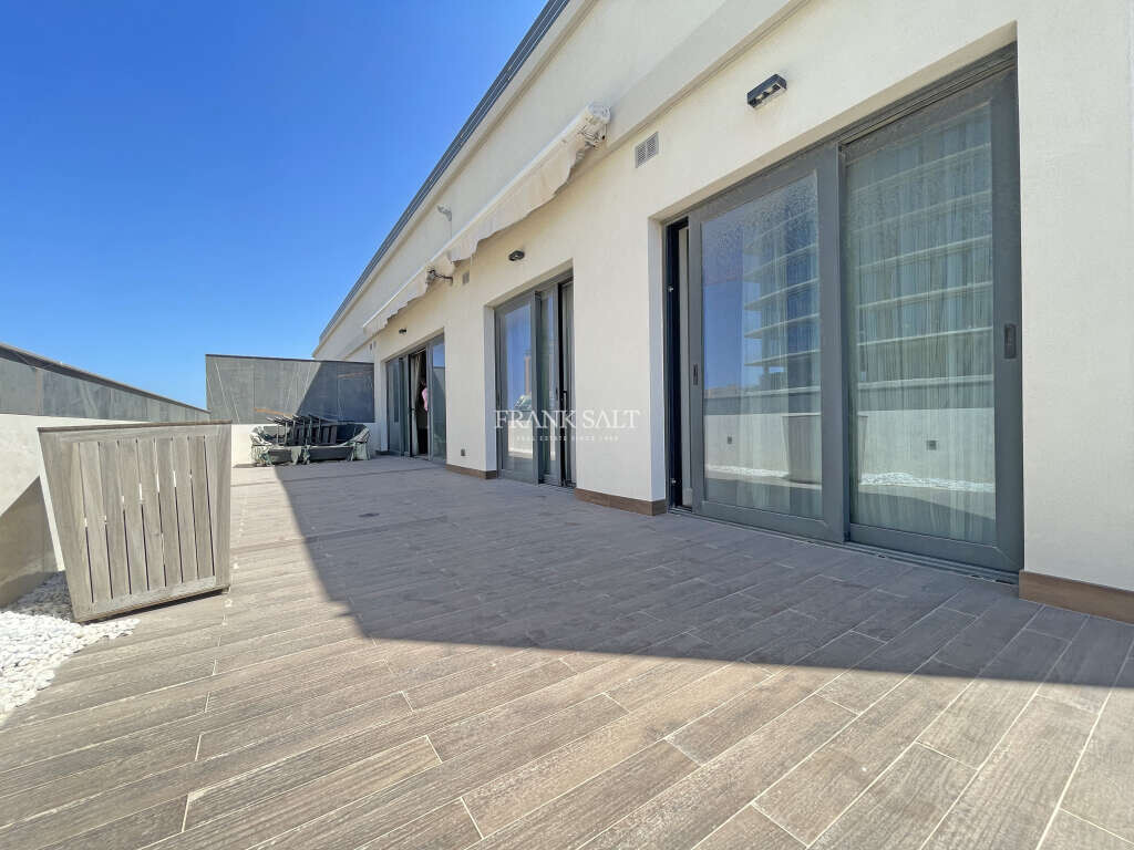 Pender Gardens, 3 Bedrooms Bedrooms, ,For Sale,FRSA-044331