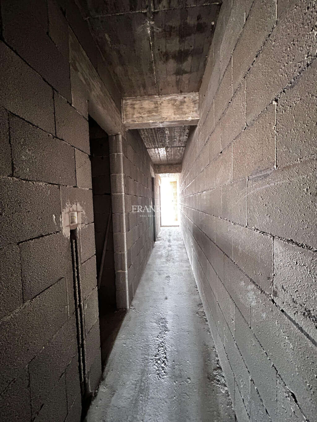 Bugibba, 4 Bedrooms Bedrooms, ,3 BathroomsBathrooms,For Sale,FRSA-620296