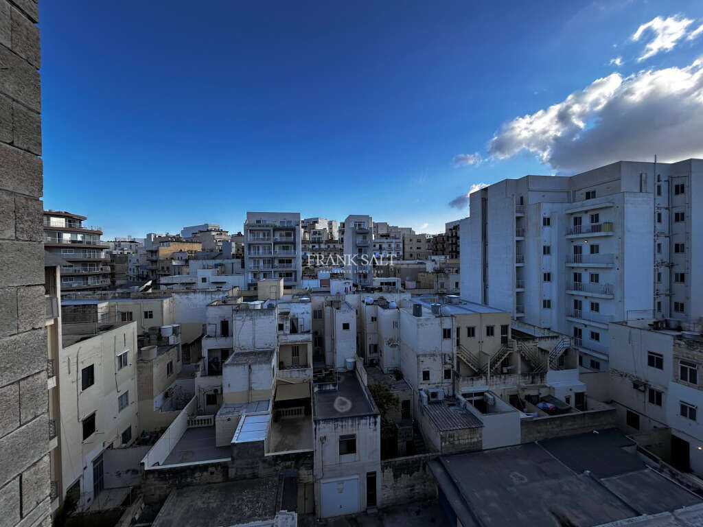 Bugibba, 4 Bedrooms Bedrooms, ,3 BathroomsBathrooms,For Sale,FRSA-620296