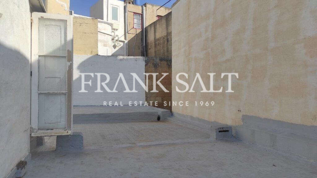 Attard, 2 Bedrooms Bedrooms, ,1 BathroomBathrooms,For Sale,FRSA-511532