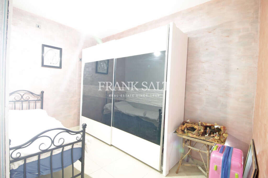 Fgura, 3 Bedrooms Bedrooms, ,For Sale,FRSA-426498