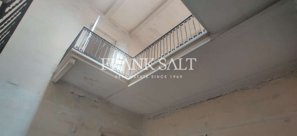 Hamrun, 14 Bedrooms Bedrooms, ,2 BathroomsBathrooms,For Sale,FRSA-916484