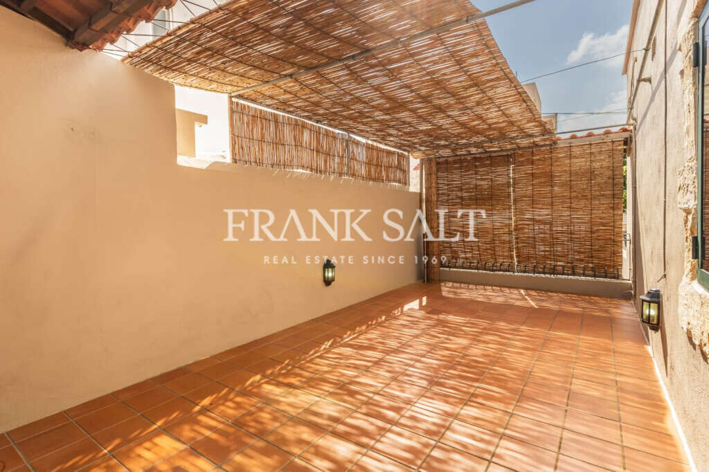 Swieqi, 3 Bedrooms Bedrooms, ,1 BathroomBathrooms,For Sale,FRSA-022459