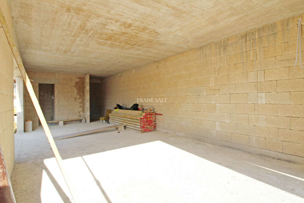 Lija, 3 Bedrooms Bedrooms, ,1 BathroomBathrooms,For Sale,FRSA-354235