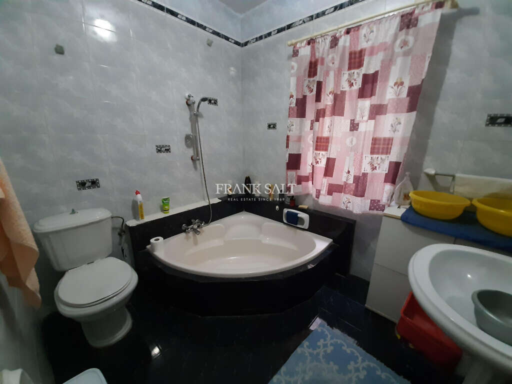 Sannat, Gozo, 2 Bedrooms Bedrooms, ,1 BathroomBathrooms,For Sale,FRSA-160588