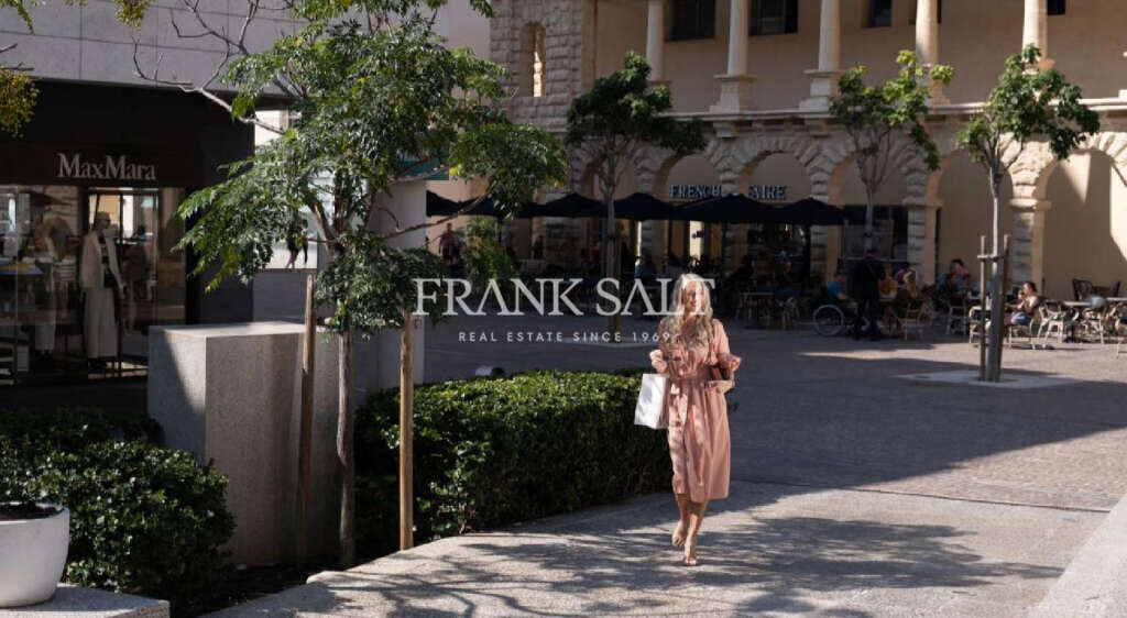 Tigne Point, 3 Bedrooms Bedrooms, ,2 BathroomsBathrooms,For Sale,FRSA-322069