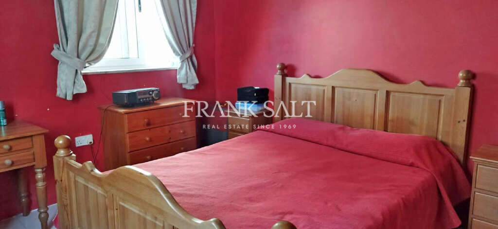 Mellieha, 2 Bedrooms Bedrooms, ,1 BathroomBathrooms,For Sale,FRSA-511502