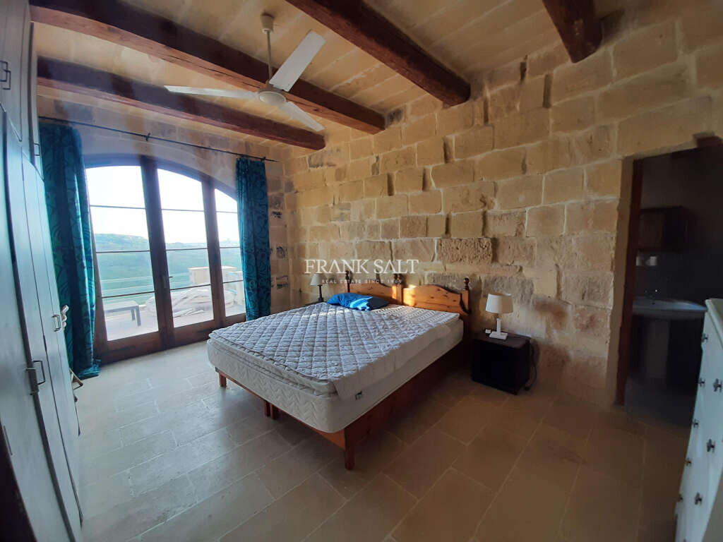 Xaghra, Gozo, 7 Bedrooms Bedrooms, ,3 BathroomsBathrooms,For Sale,FRSA-115492