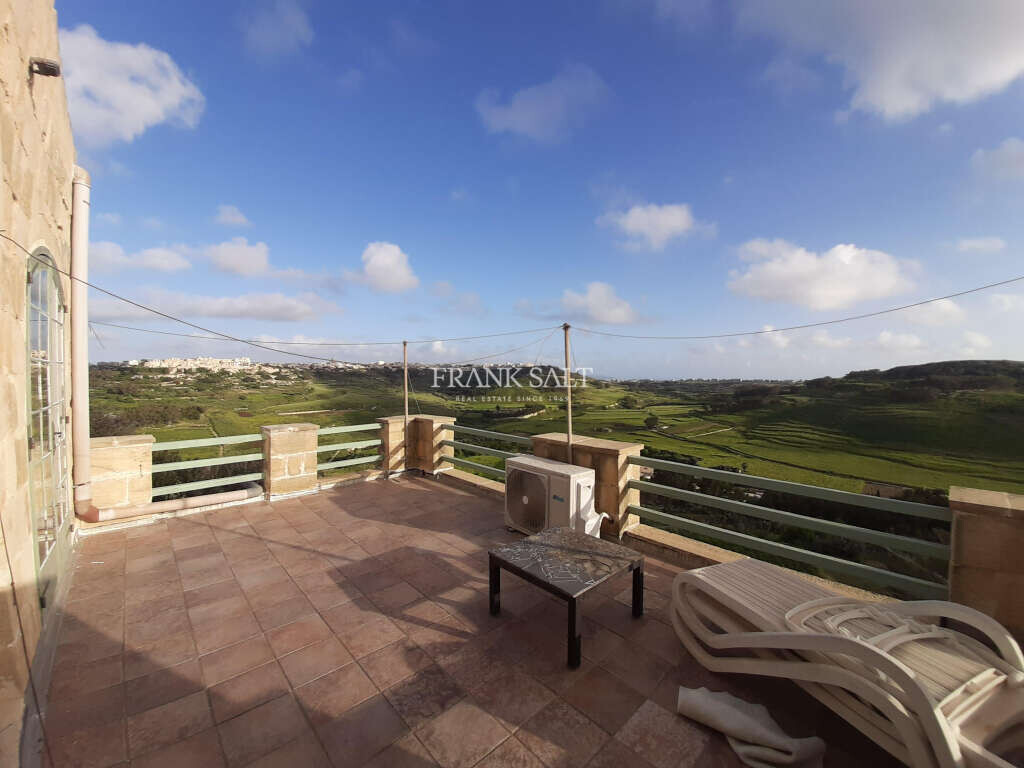 Xaghra, Gozo, 7 Bedrooms Bedrooms, ,3 BathroomsBathrooms,For Sale,FRSA-115492