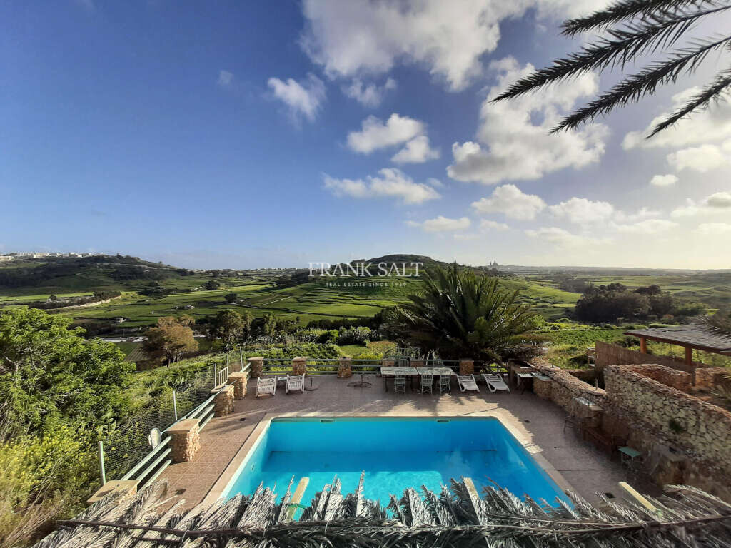 Xaghra, Gozo, 7 Bedrooms Bedrooms, ,3 BathroomsBathrooms,For Sale,FRSA-115492