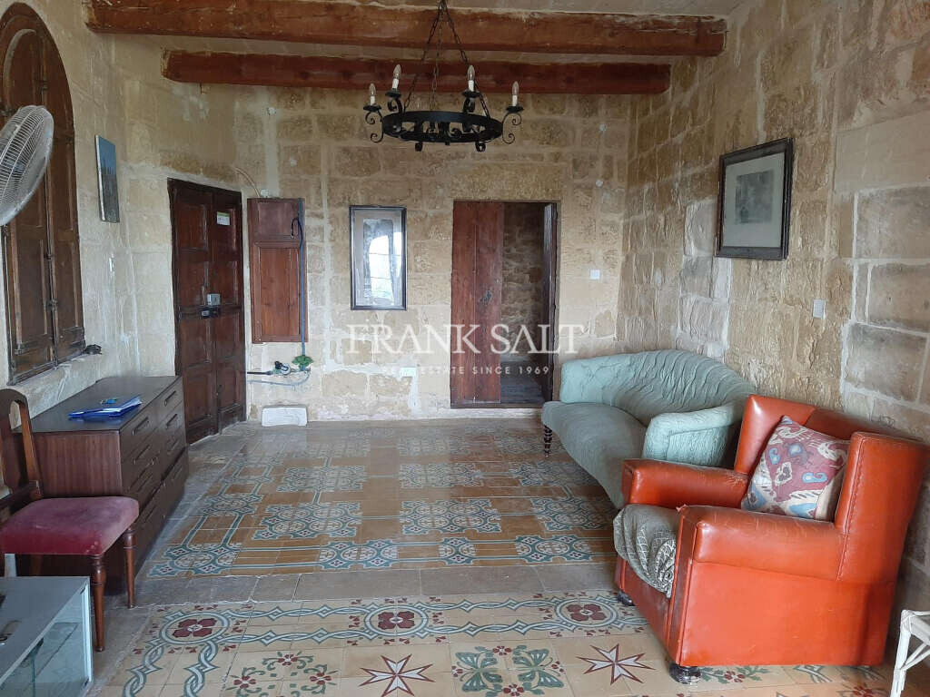 Xaghra, Gozo, 7 Bedrooms Bedrooms, ,3 BathroomsBathrooms,For Sale,FRSA-115492