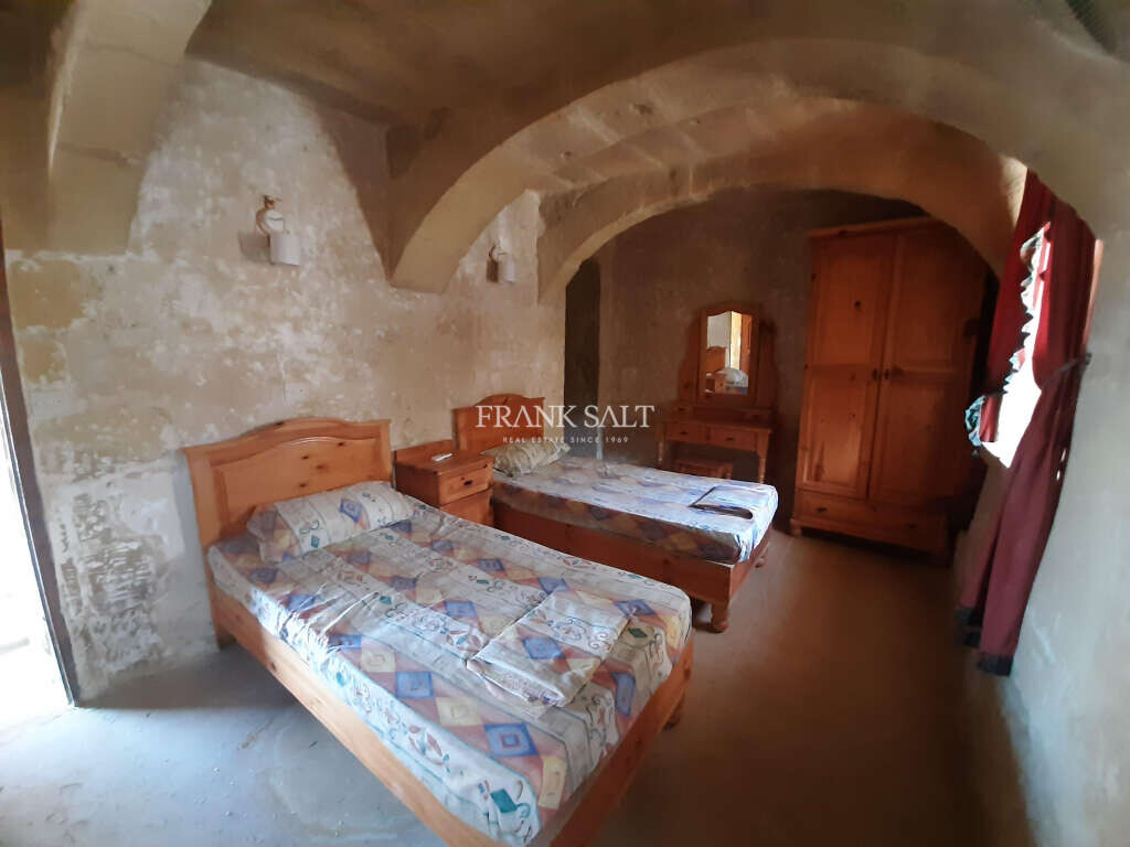 Ghasri, Gozo, 7 Bedrooms Bedrooms, ,3 BathroomsBathrooms,For Sale,FRSA-115493