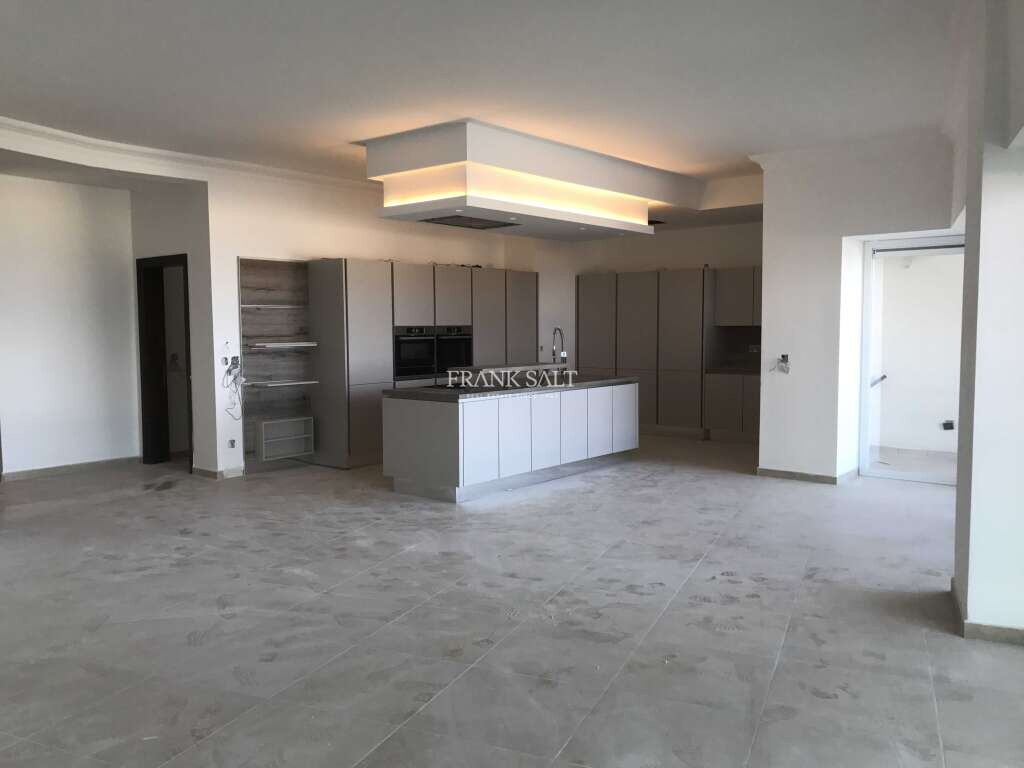 Fort Cambridge, 3 Bedrooms Bedrooms, ,1 BathroomBathrooms,For Sale,FRSA-452529